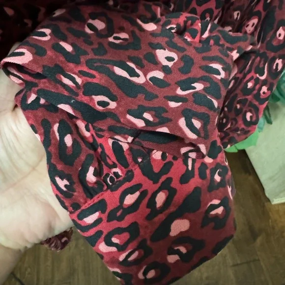 Zara women’s top NWOT animal print size large - Picture 16 of 16